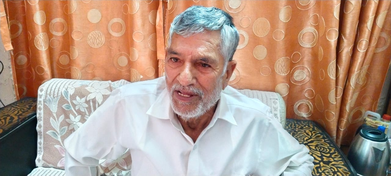 वरिष्ठ यूकेडी नेता दिवाकर भट्ट ने की अनियोजित निर्माण पर रोक लगाने और क्षेत्रफल के आधार पर विधानसभा क्षेत्रों का परिसीमन करने की मांग